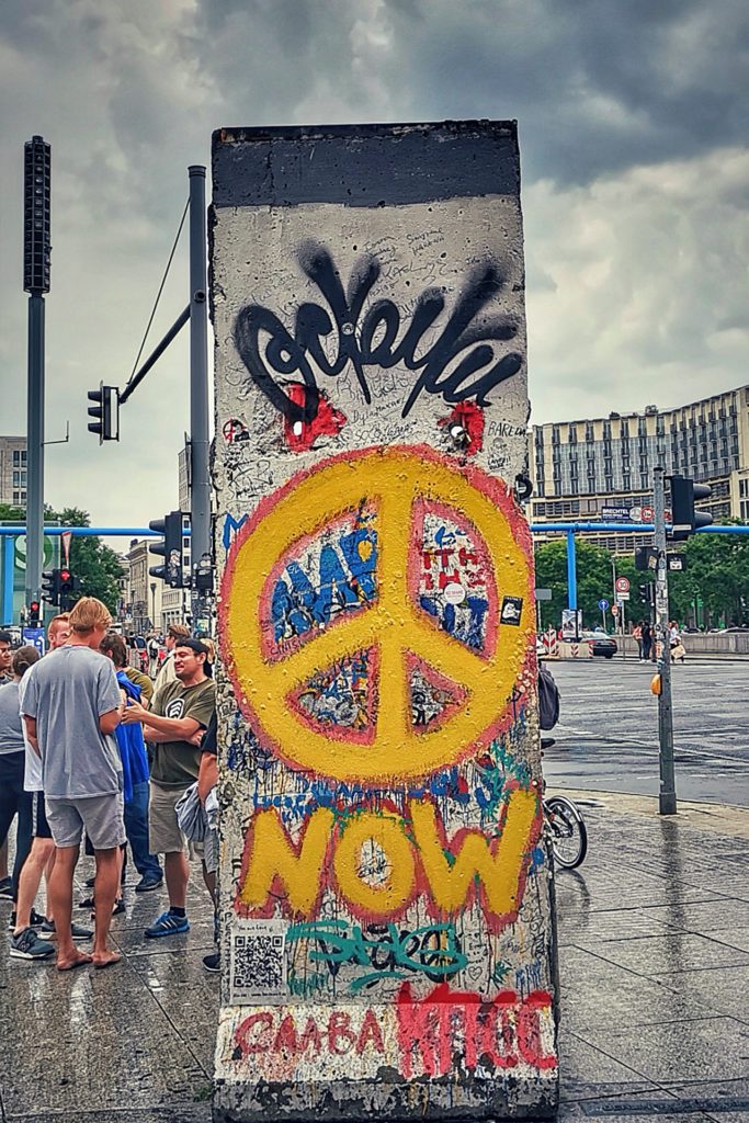 Berliner Mauer Peace Stück